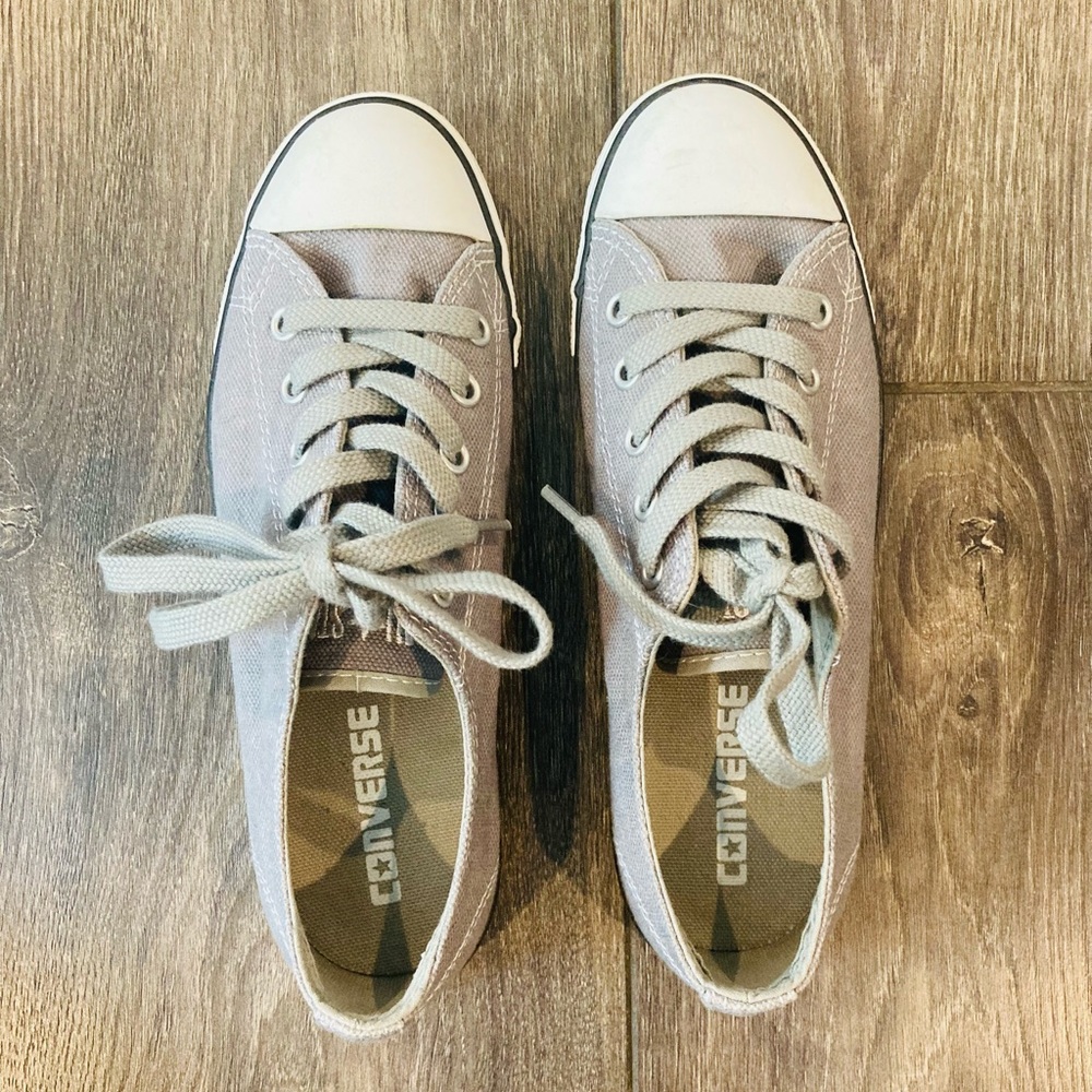 Womens Dainty Converse
